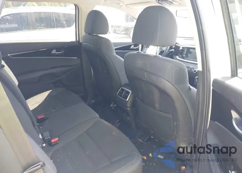 2020 Kia Sorento S from USA, damaged, VIN 5XYPGDA5XLG617335